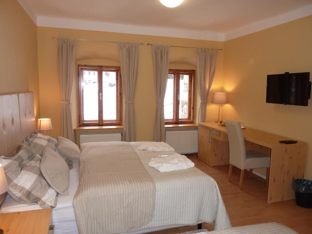Apartments And Suites Kremnica Oda fotoğraf