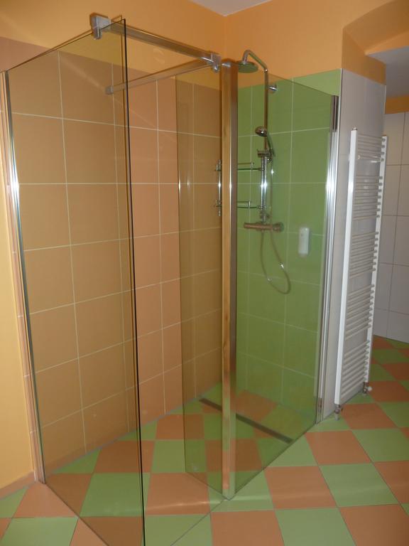 Apartments And Suites Kremnica Oda fotoğraf