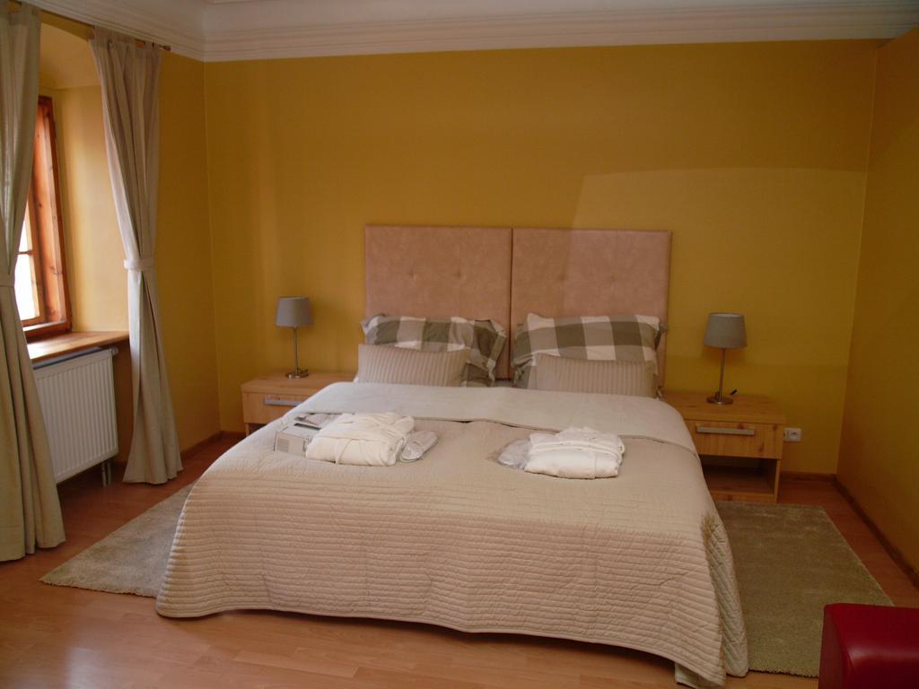 Apartments And Suites Kremnica Dış mekan fotoğraf